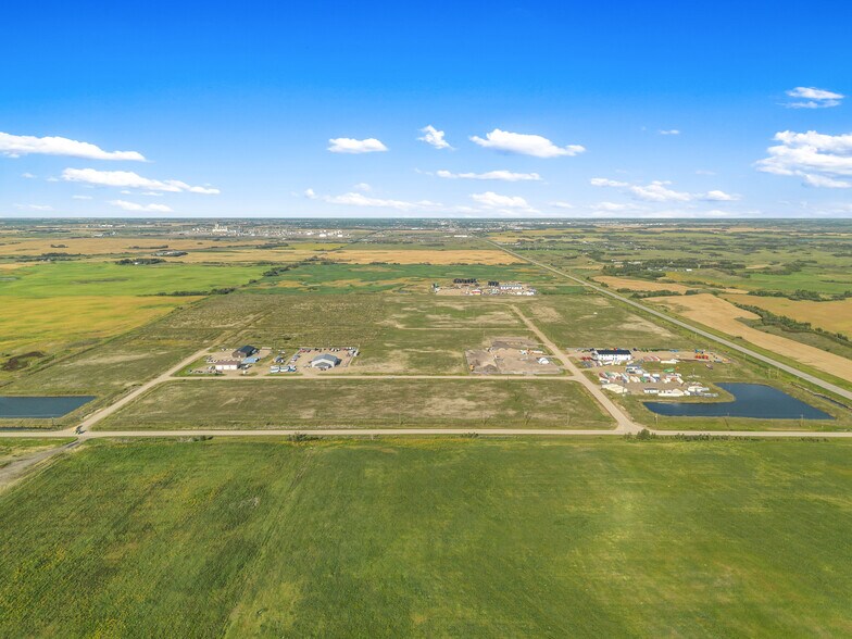 Range Road 3273, Lloydminster, SK à vendre - Photo de l’immeuble – Image 3 sur 8