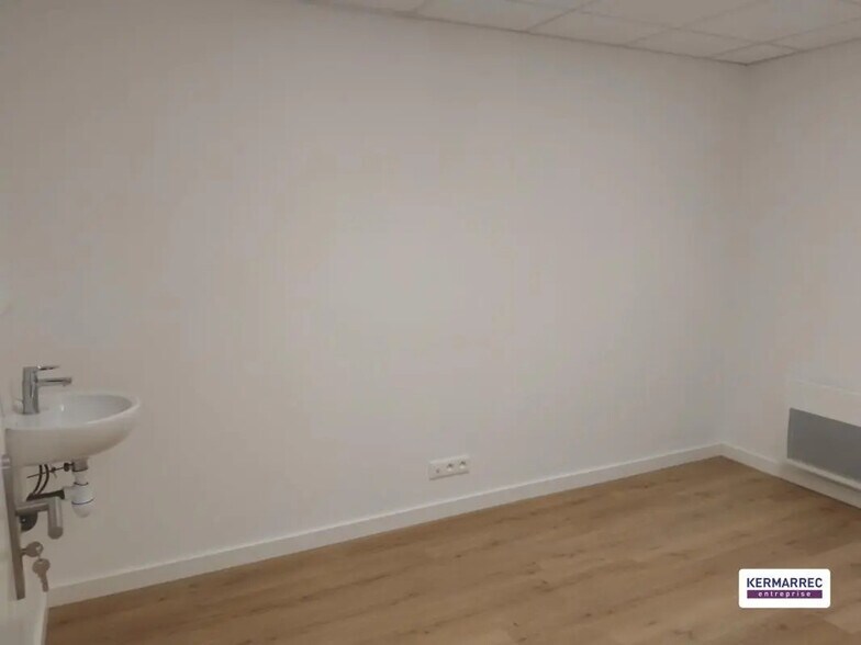 Bureau dans Bruz à vendre - Photo intérieure – Image 3 sur 4