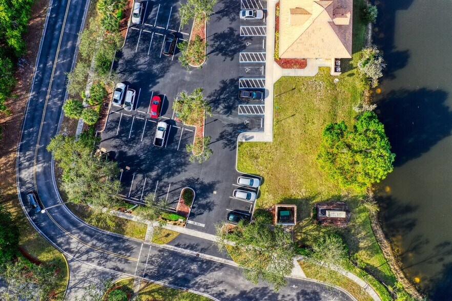 1750 SW Health Pky, Naples, FL à louer - Aérien – Image 3 sur 4