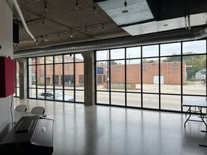 540 N Broadway, Green Bay, WI à louer Photo intérieure– Image 1 sur 5