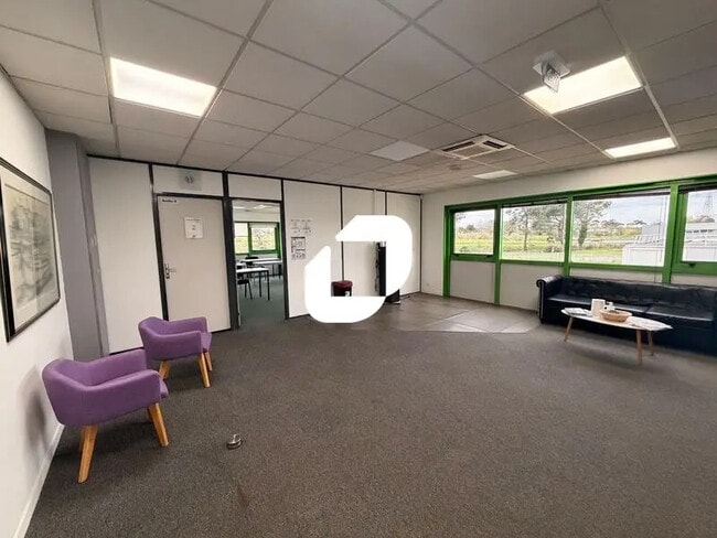 Plus de détails pour Bureau à vendre