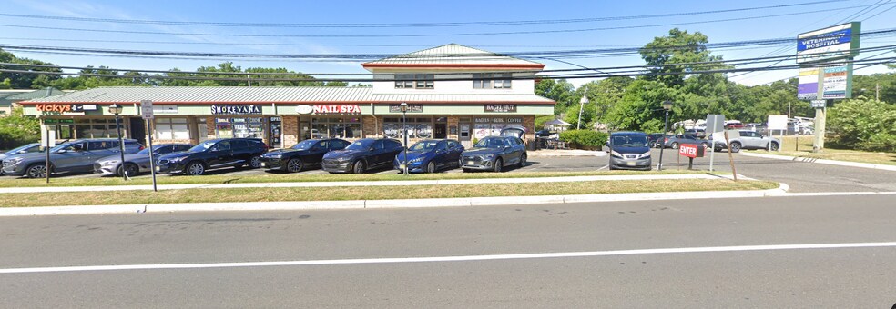 1208 Highway 34, Matawan, NJ à louer - Photo de l’immeuble – Image 3 sur 14