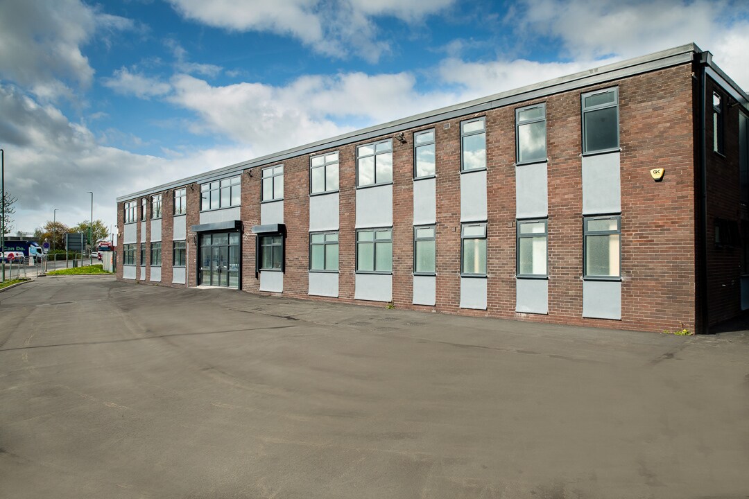 11 Pontefract Ln, Leeds à louer Photo de l’immeuble– Image 1 sur 11