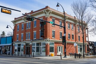 Plus de détails pour 6423 112 Av NW, Edmonton, AB - Local commercial à vendre