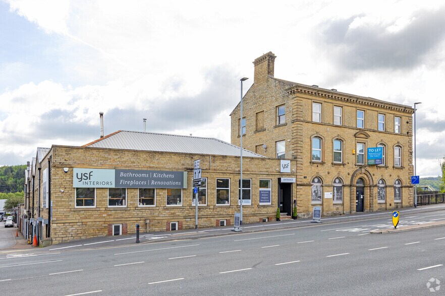 80 Leeds Rd, Huddersfield à louer - Photo de l’immeuble – Image 2 sur 5