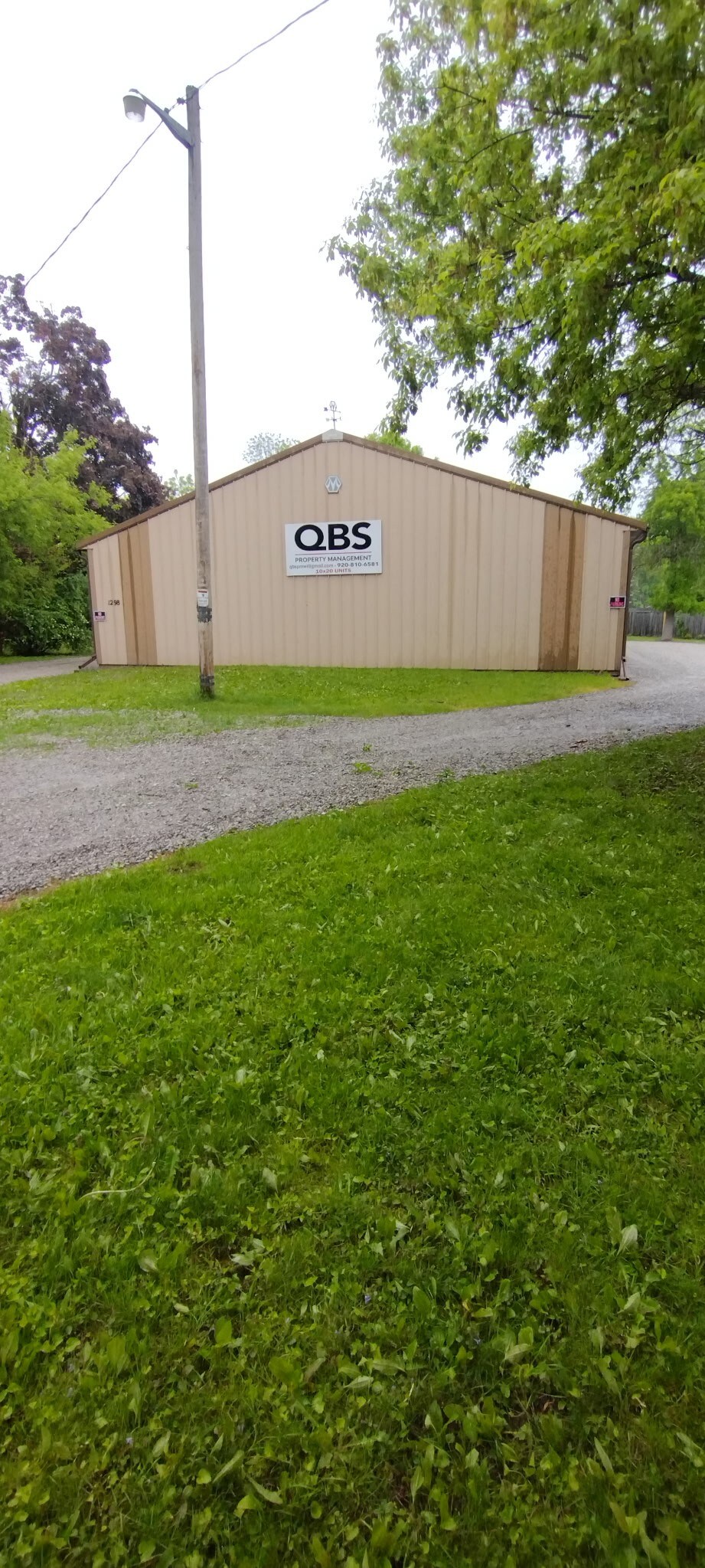 1298 Manitowoc Rd, Menasha, WI à vendre Photo de l’immeuble– Image 1 sur 2