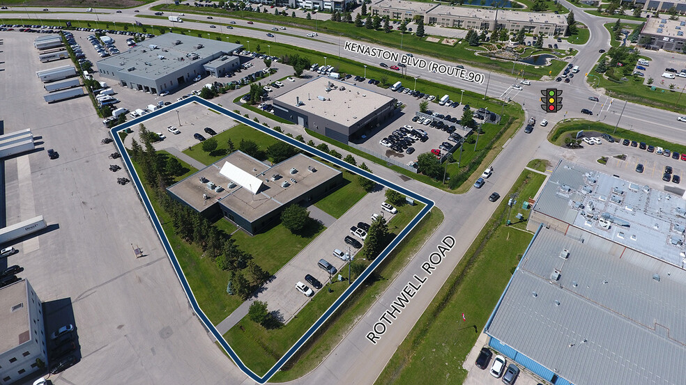 25 Rothwell Rd, Winnipeg, MB à louer - Photo de l’immeuble – Image 3 sur 13