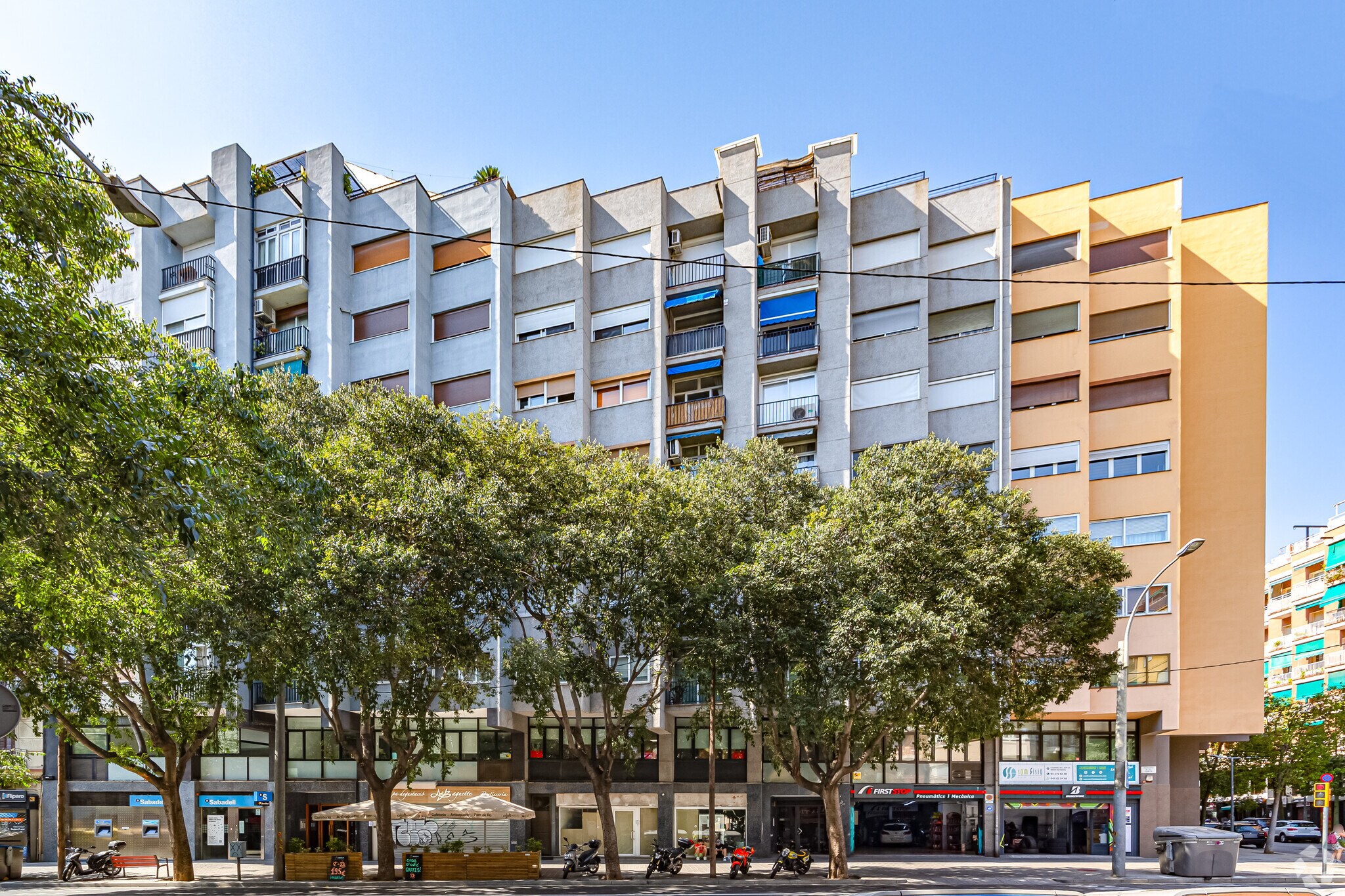 Travessera de les Corts, 241, Barcelone, Barcelona à vendre Photo principale– Image 1 sur 3