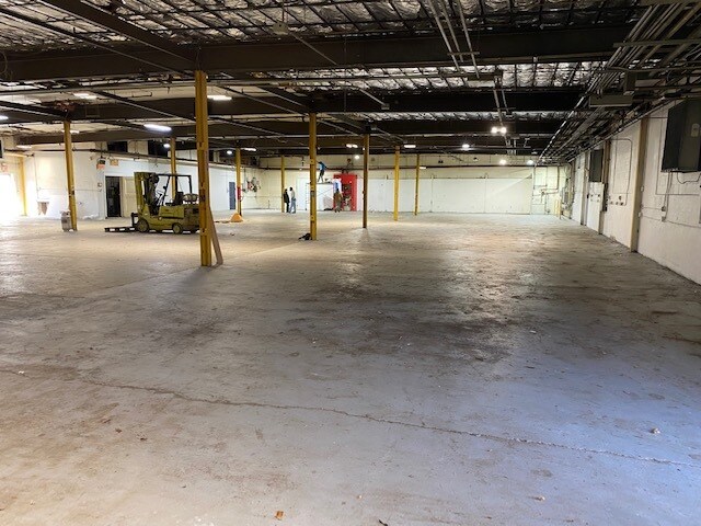 57-69 E 26th St, Paterson, NJ à louer - Photo intérieure – Image 3 sur 3