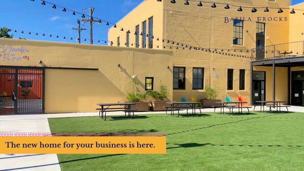 502 N Zarzamora St, San Antonio, TX à louer - Vidéo sur l’annonce professionnelle – Image 2 sur 3