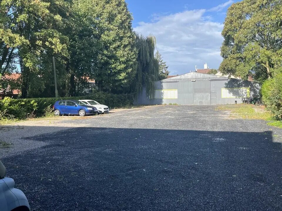 Local d’activités dans Tourcoing à louer Photo de l’immeuble– Image 1 sur 6