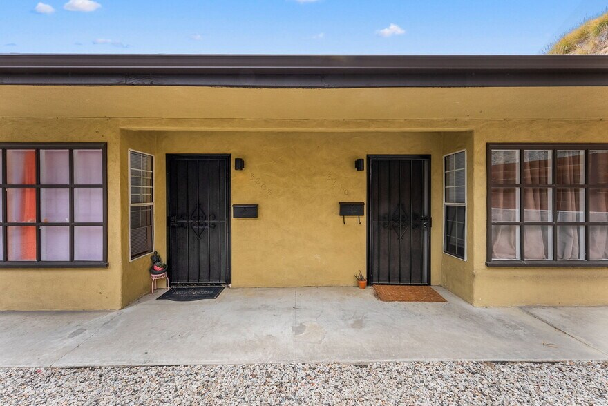 3206-3216 Reynard Way, San Diego, CA à vendre - Photo de l’immeuble – Image 3 sur 23