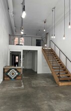 126-128 S La Brea Ave, Los Angeles, CA à louer Photo intérieure– Image 2 sur 7