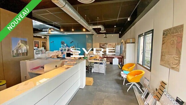 Plus de détails pour Bureau, Industriel/Logistique à louer