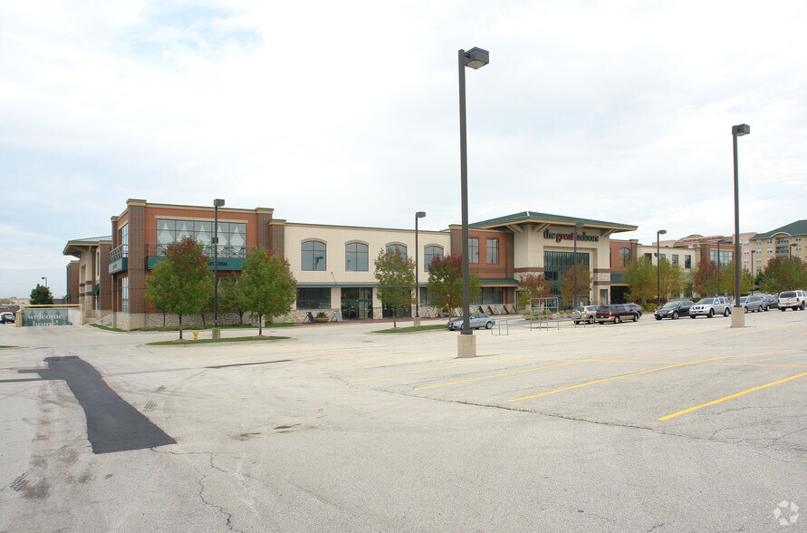 2770-2860 S Highland Ave, Lombard, IL à louer - Photo de l’immeuble – Image 3 sur 10