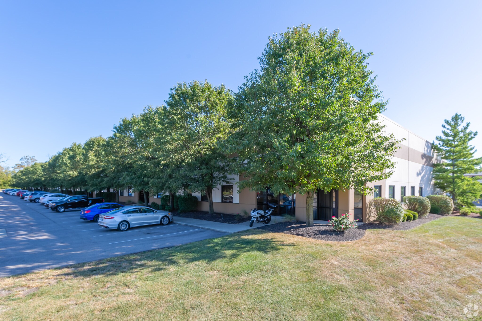 9842-9866 Windisch Rd, West Chester, OH à louer Photo de l’immeuble– Image 1 sur 4