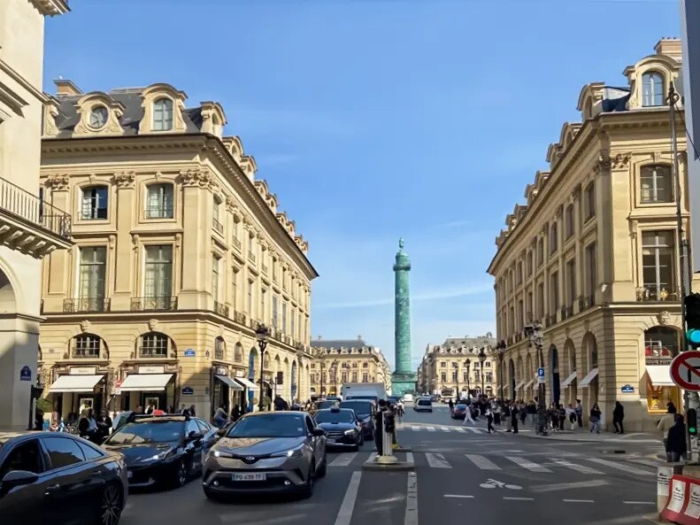 Bureau dans Paris à louer Photo de l’immeuble– Image 1 sur 9