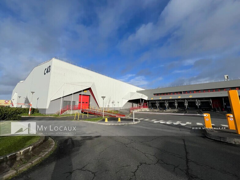 Industriel/Logistique dans Gennevilliers à louer - Photo de l’immeuble – Image 3 sur 9