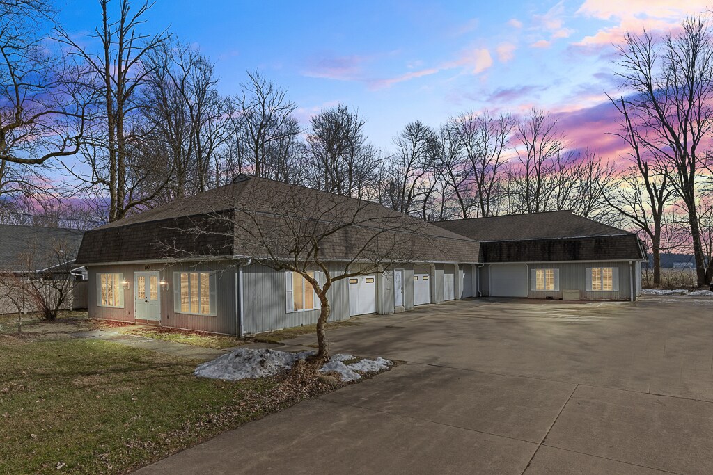 190 Railroad St, Lagrange, OH à vendre Photo de l’immeuble– Image 1 sur 50