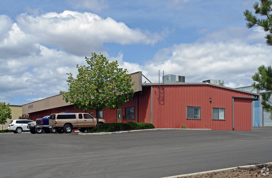 405 Western Rd, Reno, NV à louer - Photo de l’immeuble – Image 2 sur 3