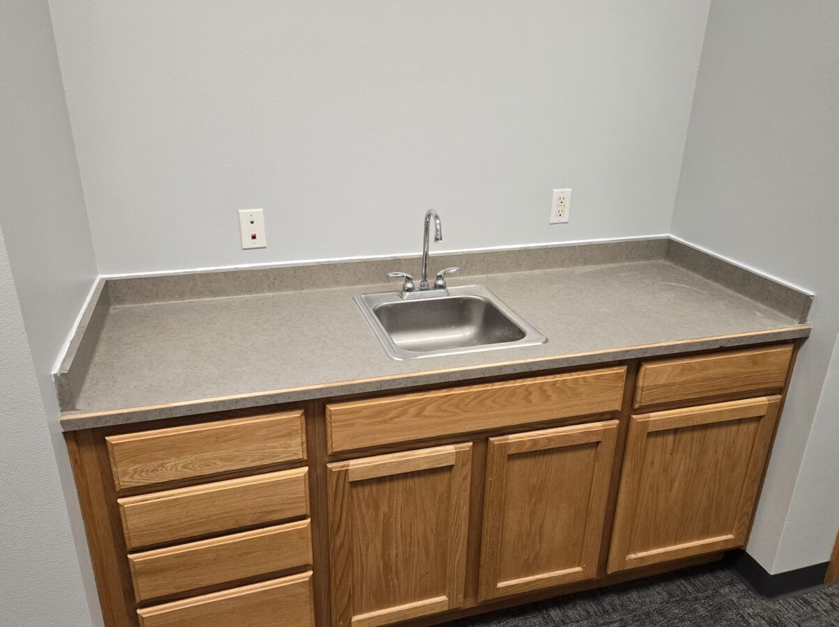 781 Lois Dr, Sun Prairie, WI 53590 - Lot 781 - - Photo intérieure - Image 2 of 4