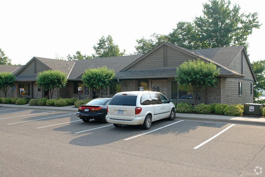 3250-3254 Rice St, Little Canada, MN à vendre - Photo de l’immeuble – Image 3 sur 10