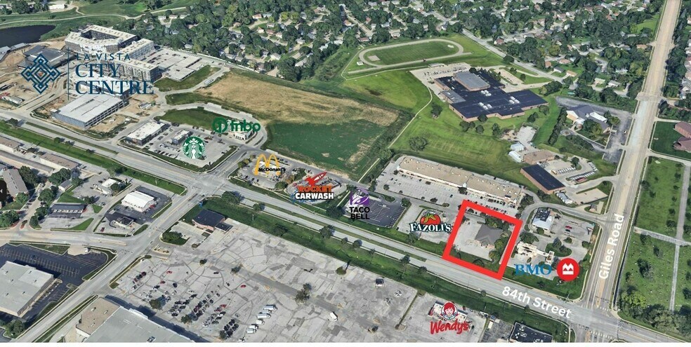 8021 S 84th St, La Vista, NE à louer - Photo de l’immeuble – Image 2 sur 7