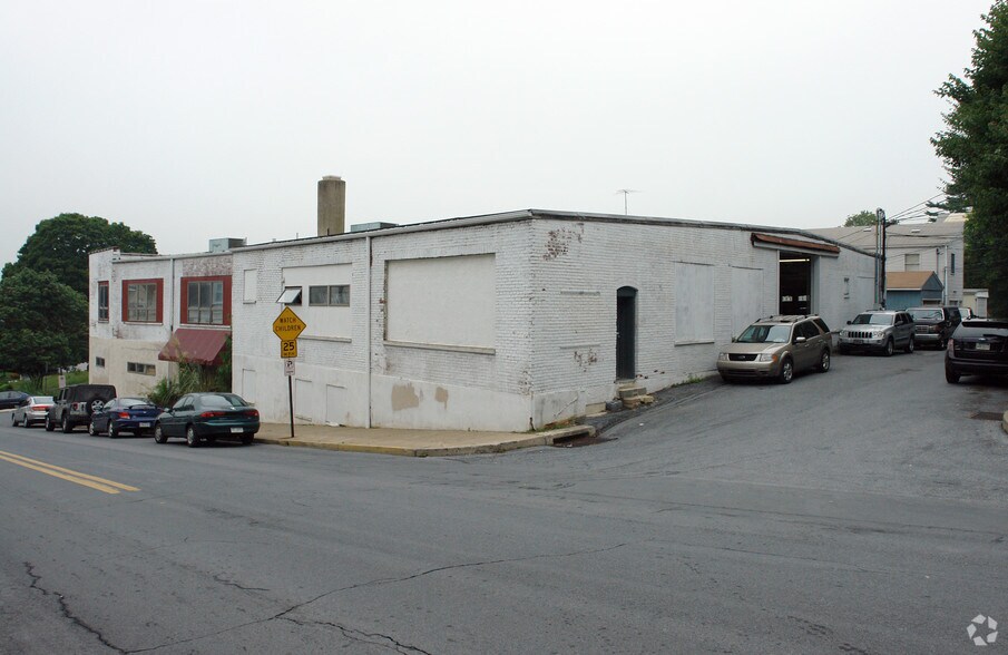1857 W Walnut St, Allentown, PA à vendre - Photo de l’immeuble – Image 2 sur 2