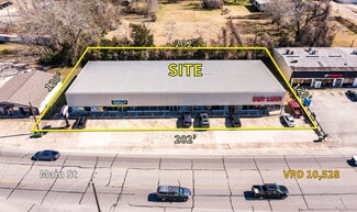 Plus de détails pour 820 Main St, Liberty, TX - Local commercial à vendre