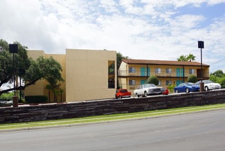 Plus de détails pour 5050 Fredericksburg Rd, San Antonio, TX - Logement à vendre