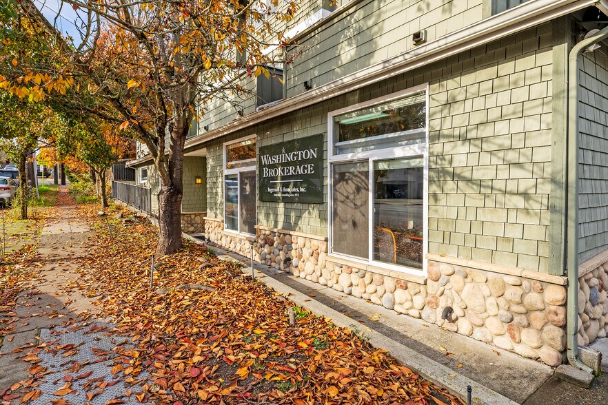 3408 NE 65th St, Seattle, WA à vendre - Photo de l’immeuble – Image 2 sur 23