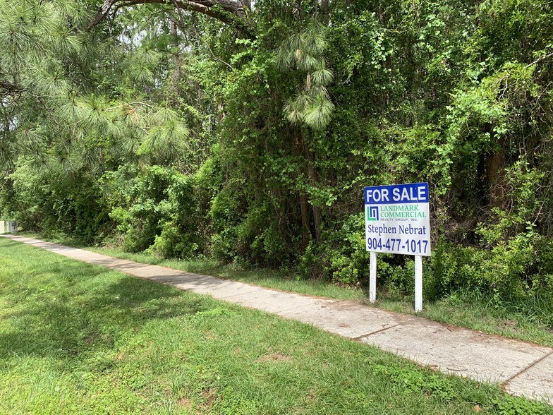 CR 220 & Hollars Pl, Middleburg, FL à vendre - Photo de l’immeuble – Image 1 sur 2