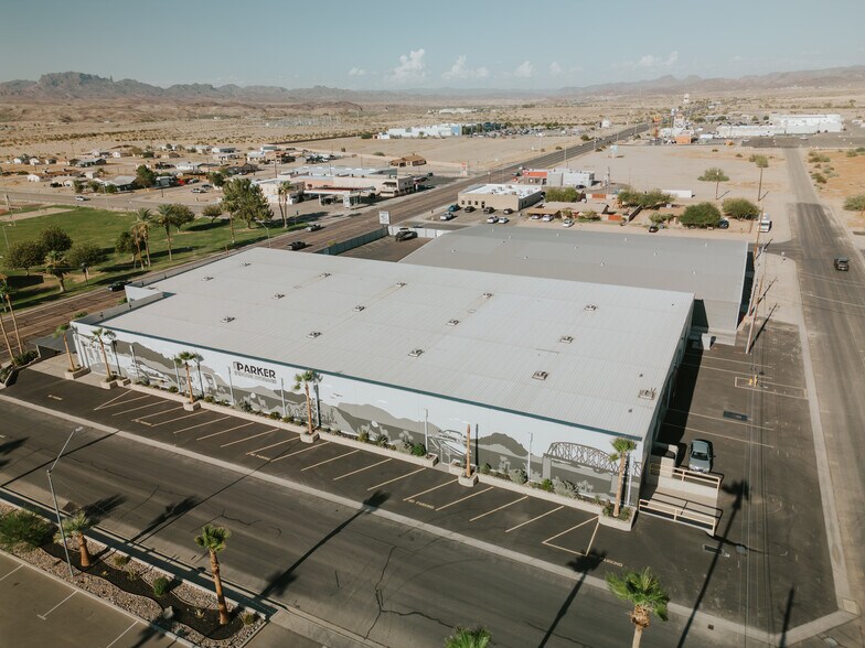 309 W Riverside Dr, Parker, AZ à vendre - Photo de l’immeuble – Image 3 sur 10