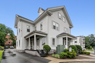 Plus de détails pour 1074 Massachusetts Ave, Arlington, MA - Bureau à vendre