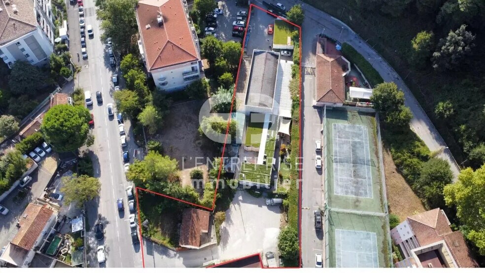 Bureau dans Cagnes-sur-Mer à louer - Photo de l’immeuble – Image 1 sur 24
