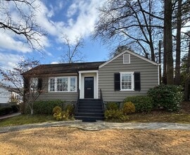 1991 Rockledge Rd NE, Atlanta, GA à louer Photo de l’immeuble– Image 1 sur 2