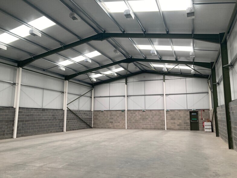 7 Ellerbeck Ct, Middlesbrough à louer - Photo de l’immeuble – Image 3 sur 7