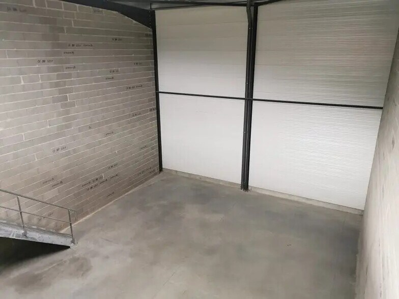 Local d'activités dans Muret à vendre - Photo intérieure – Image 1 sur 3