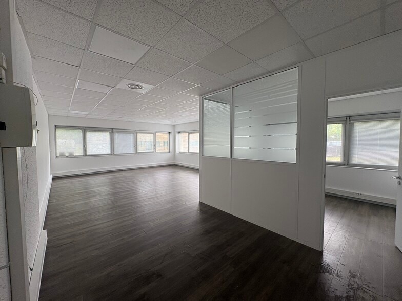 12 Avenue Ariane, Mérignac à louer - Photo de l’immeuble – Image 3 sur 12