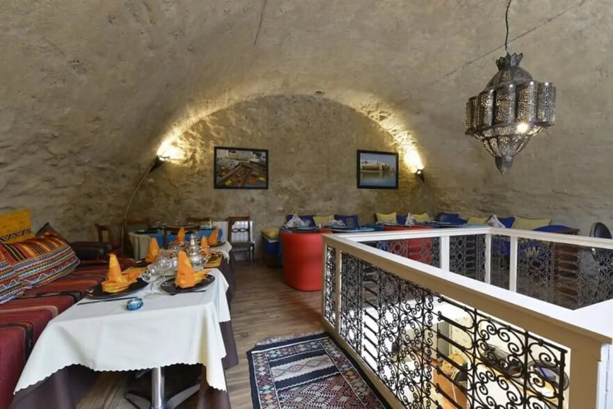 Local commercial dans Le Pecq à vendre - Photo de l’immeuble – Image 2 sur 7