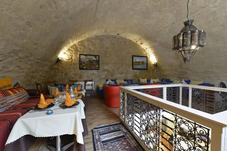 Local commercial dans Le Pecq à vendre - Photo intérieure – Image 2 sur 7