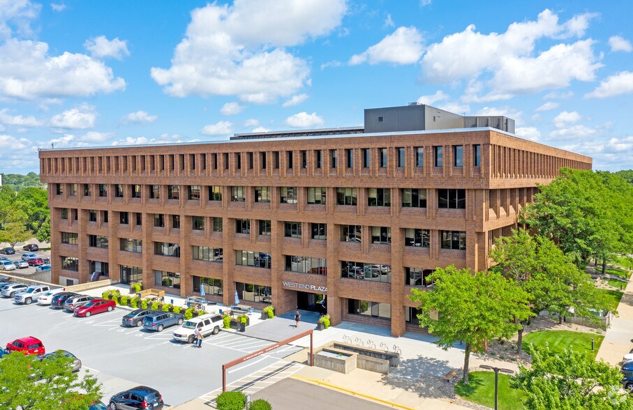 1660 Highway 100 S, Saint Louis Park, MN à louer - Photo de l’immeuble – Image 1 sur 8