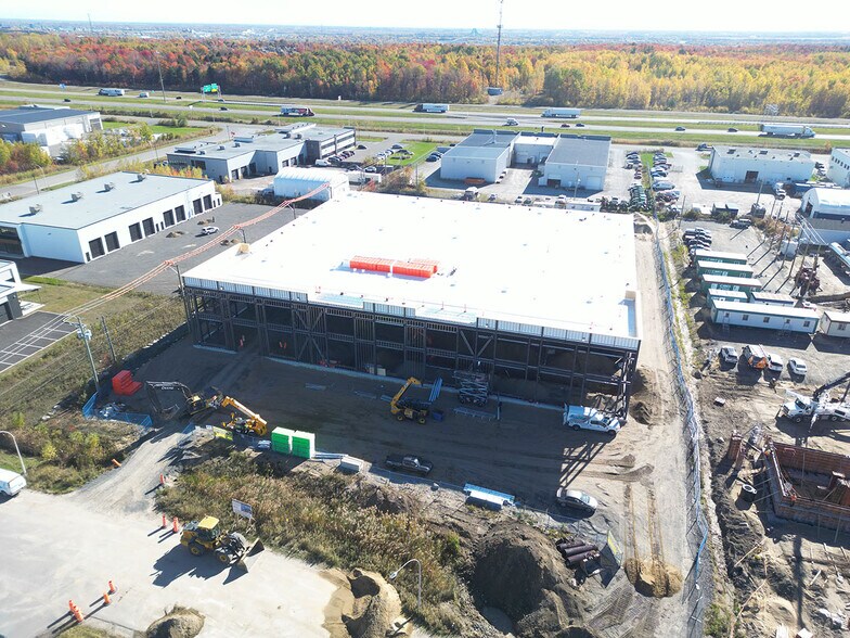 4650 Rue Charles-Malhiot, Trois-Rivières, QC à louer - Photo de la construction – Image 3 sur 6