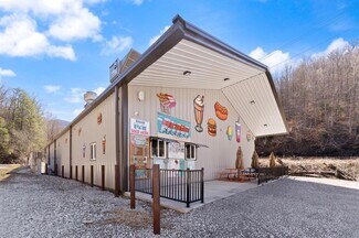 Plus de détails pour 332 Highway 3400 hwy, Jenkins, KY - Local commercial à vendre