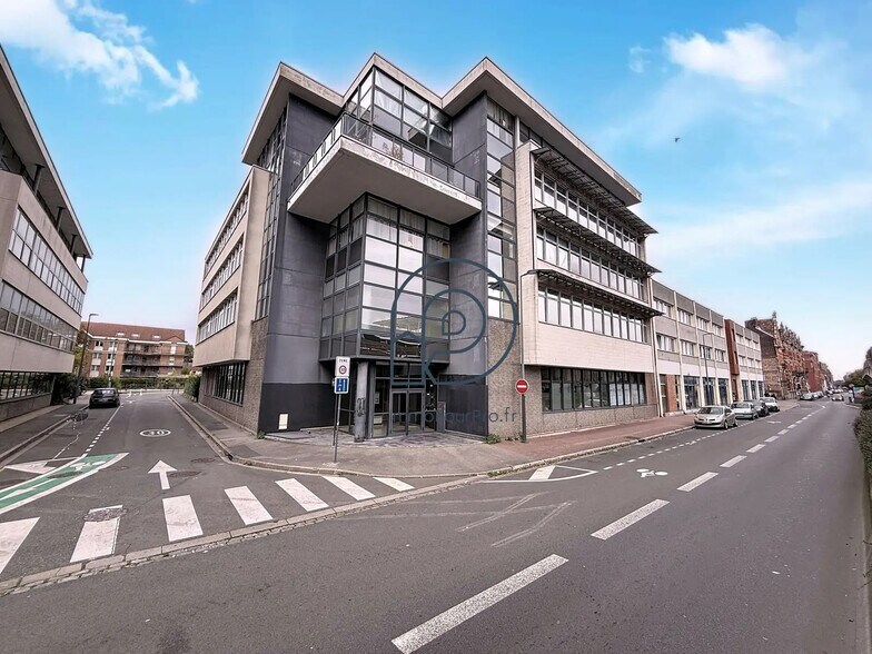 Bureau dans Lille à vendre - Photo de l’immeuble – Image 1 sur 11
