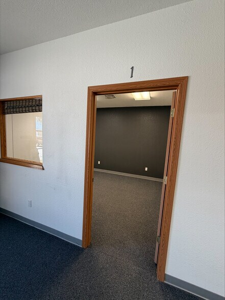 302 E 23rd St, Fort Scott, KS à louer - Photo de l’immeuble – Image 2 sur 7