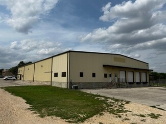 Plus de détails pour 111 E McCarty Ln, San Marcos, TX - Industriel/Logistique à louer