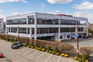 Plus de détails pour 370 W Passaic St, Rochelle Park, NJ - Bureau à vendre