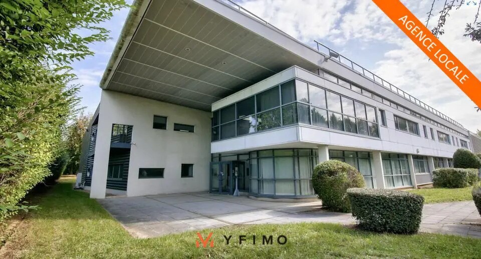 Bureau dans Tremblay-en-France à louer - Photo de l’immeuble – Image 1 sur 10