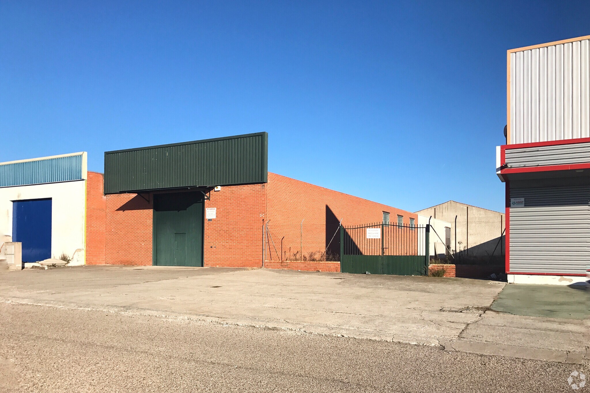 Calle Julio Verne, 293, Talavera de la Reina, Toledo à vendre Photo principale– Image 1 sur 3